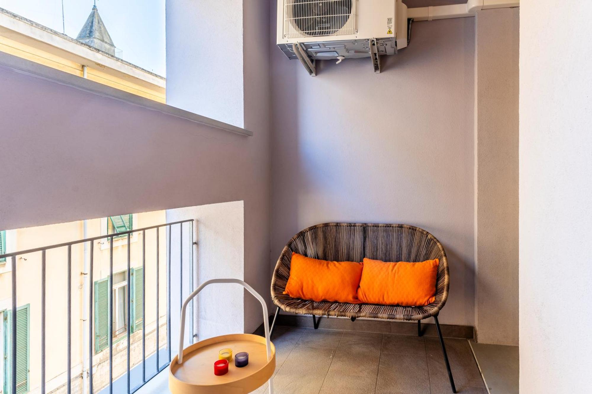Piazza Cavallotti & Mercato Centrale Apartment! Livorno Kültér fotó